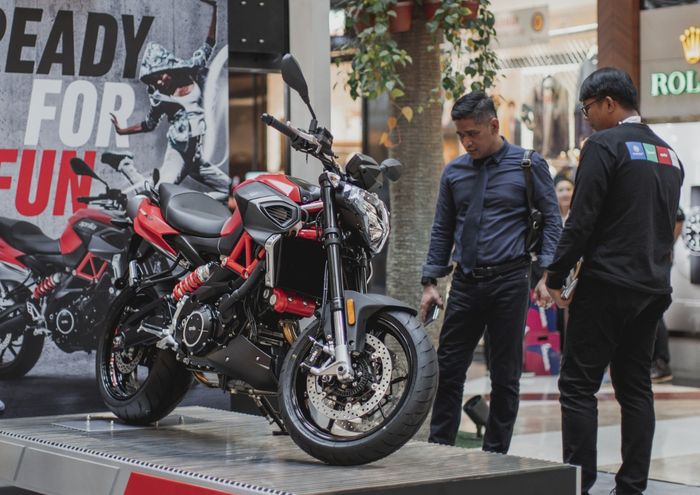 Aprilia Shiver 900 mulai dijual di Indonesia