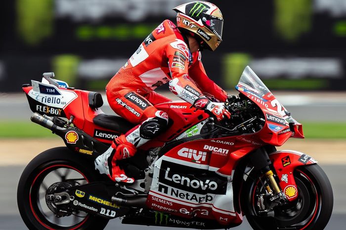 Enea Bastinini memiliki gaya balap aneh menurut Marc Marquez