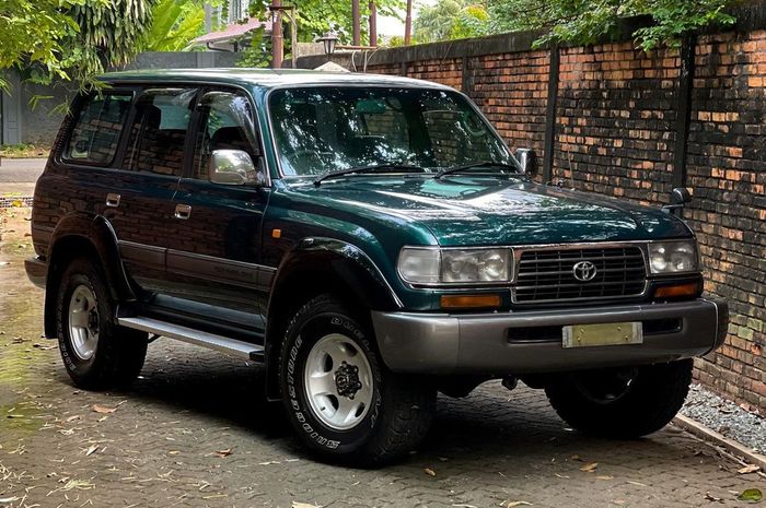 Toyota Land Cruiser VX-R 1997 bernama Ronces