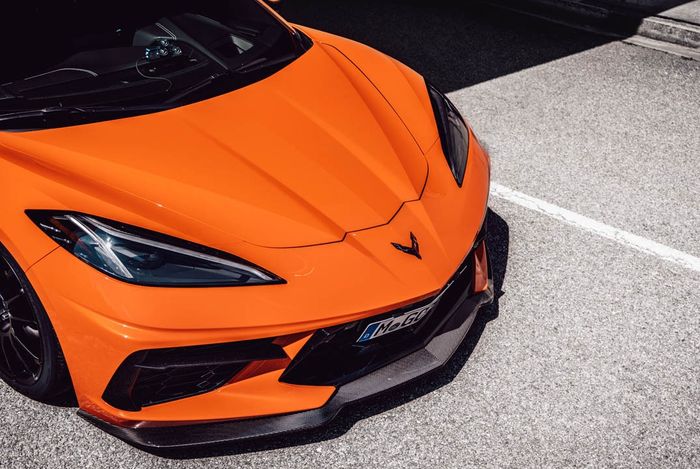 Chevrolet Corvette C8 mendapatkan splitter depan serat karbon