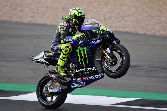 Menempati posisi kedua kualifikasi MotoGP Inggris Valentino Rossi mengaku motornya lebih baik di paruh musim kedua