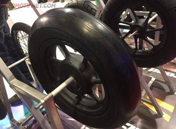 Kingland Perkenalkan Ban Drag Bike Dan Road Race Ini Harganya Semua Halaman Gridoto Com