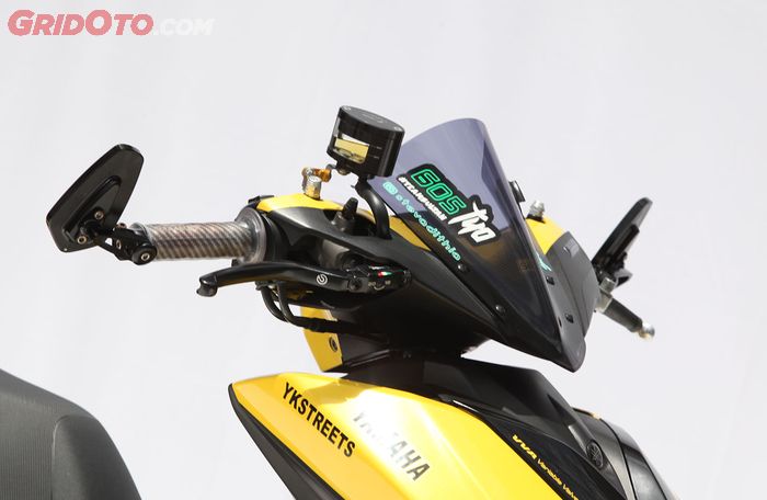 Handgrip Yamaha Aerox best racing look