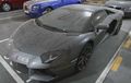 Sampai Berdebu, Lamborghini Sampai Acura NSX Ditinggal di Parkiran Bandara, Pemilik Lupa