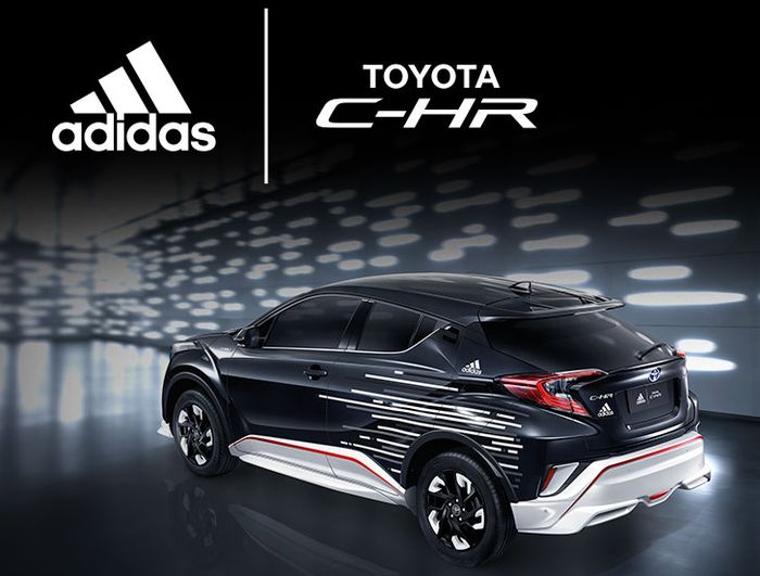 Tampilan samping Toyota C-HR Adidas