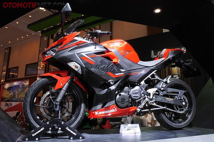 Kawasaki Ninja 250 2019 dengan Keyless &amp; MDP