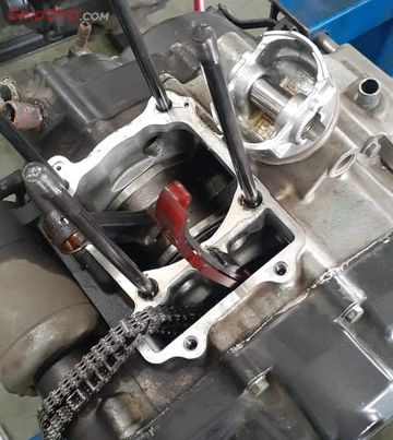 Bore up cbr 150 top