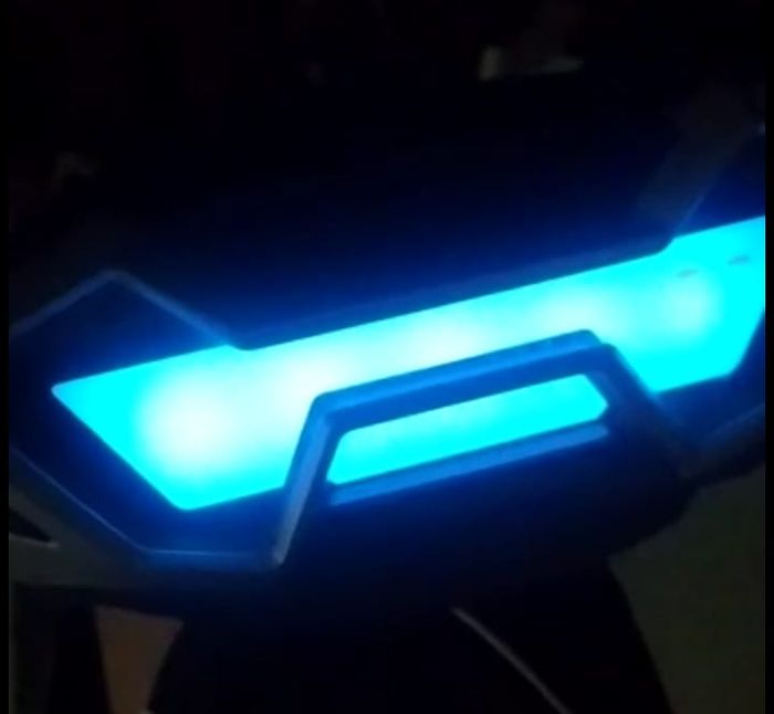 Panel instrumen digital kepunyaan All New Honda CBR150R yang mengalami kerusakan pada IC