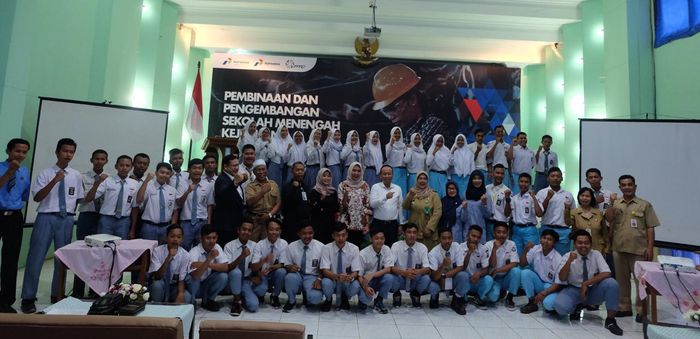 Foto bersama peserta Pertamina Link &amp; Match Industri untuk SMK