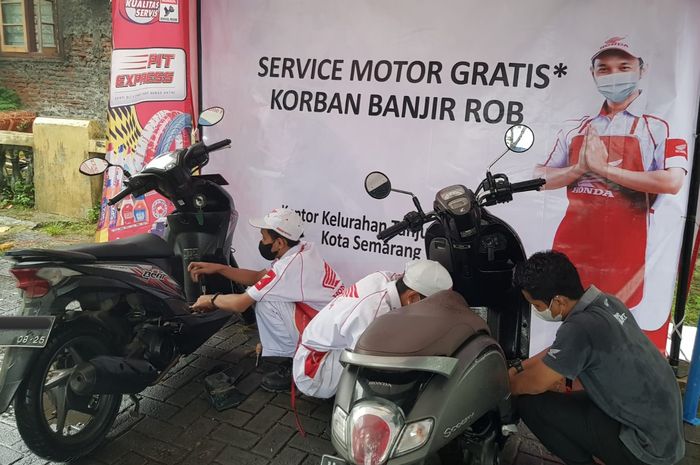 AHASS Jateng gelar servis gratis bagi korban banjir rob