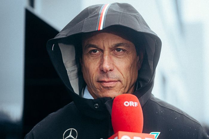 Di F1 Kanada 2022, bos tim Mercedes Toto Wolff masih membicarakan porpoising