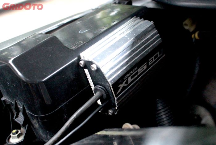 Perangkat Huricanne XCS 3 power voltage pada Toyota Rush diklaim meningkatkan performa
