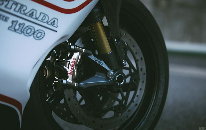 Kaki-kaki mendapat upgrade untuk mengimbangi mesin barunya