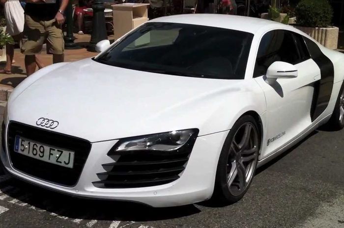 Audi R8 Spyder Lionel Messi