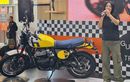 Perempuan Indonesia Pertama Coba Royal Enfield Bear 650, Begini Komentar Sabrina Sameh