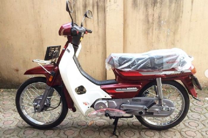 Honda Astrea Grand 1992 dijual.