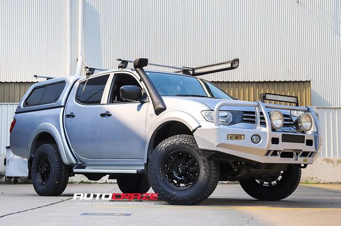 Modifikasi Mitsubishi Triton lama tampil ganteng