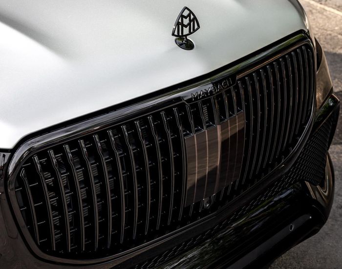 Gril dicat hitam, Mercedes-Maybach GLS ini punya potensi tenaga 650 dk
