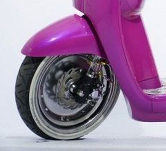 Honda Scoopy bergaya Hot Rod