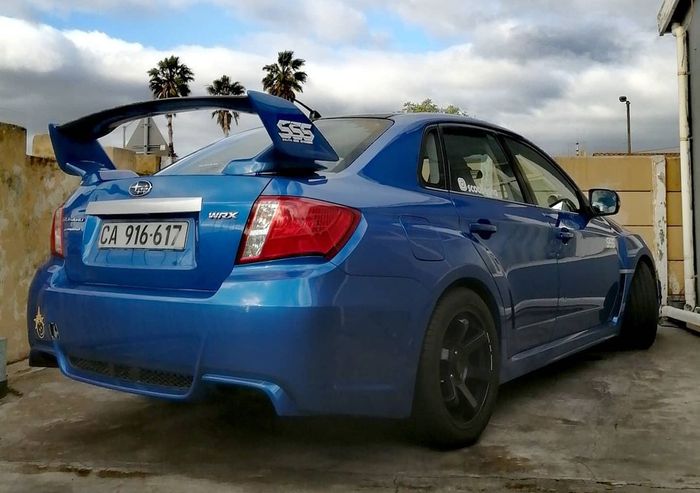 Modifikasi Subaru WRX STI pakai pelek Volk Racing TE37