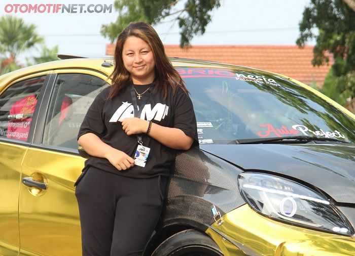 Titik lebih senang ke bengkel daripada ke salon