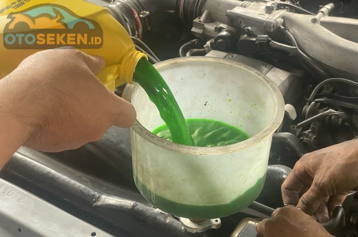 Dampak jarang ganti air radiator mobil