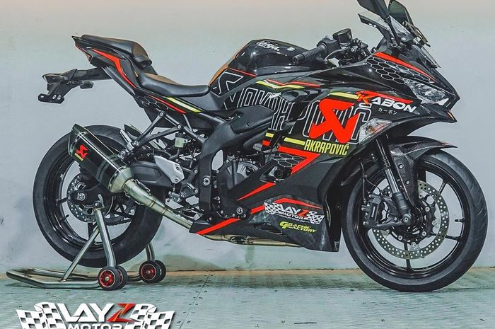 Layz Motor buka pre order part carbon kevlar Kabon Carbonparts untuk Ninja ZX-25R.