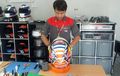 Intip Layanan Servis Helm KYT di Arena Balap, Apa Saja yang Dikerjakan?