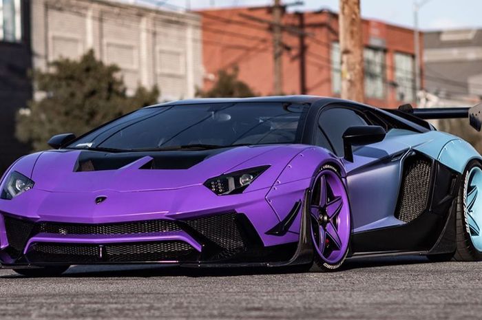 Lamborghini Aventador SV milik Chris Brown