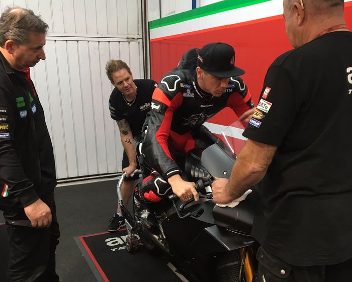 Scott Redding melakukan set-up motor RS-GP biar sesuai dengan gaya balapnya, malah Scott Redding mau diet ketat biar bobotnya turun musim depan