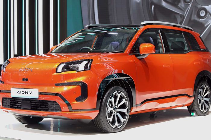 Kisaran harga AION V Exclusive tahun 2026.