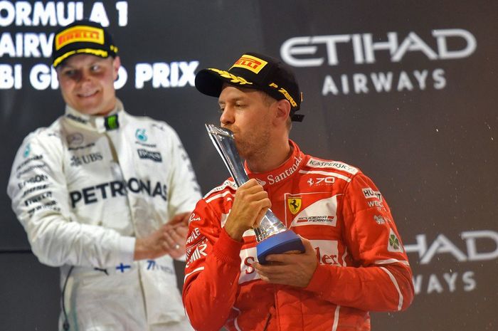 Sebastian Vettel mengakhiri balapan musim 20177 dengan finish di podium tiga GP F1 Abu Dhabi