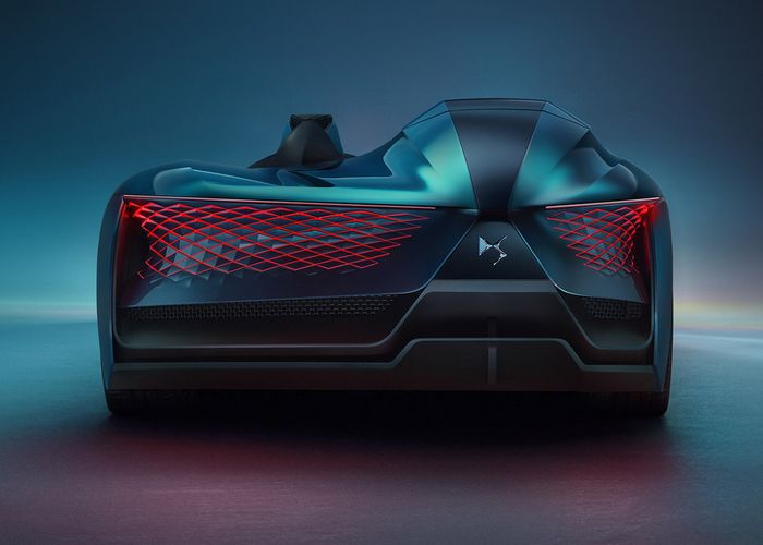 Bgian belakang DS X E-Tense