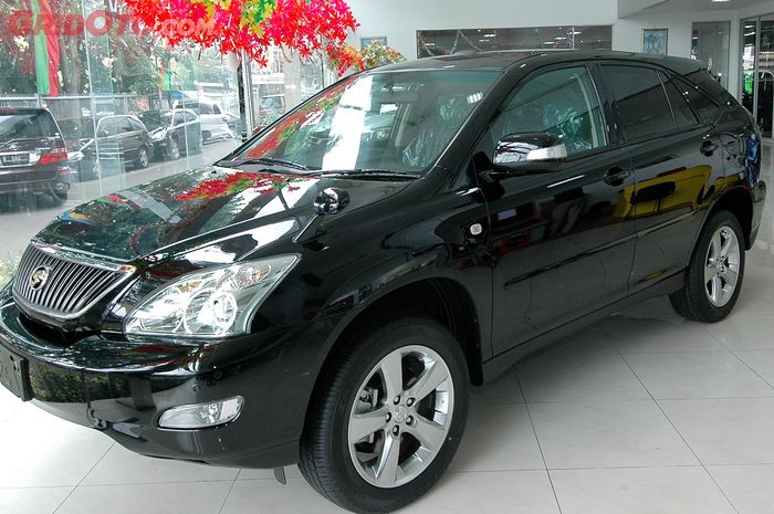 Toyota Harrier AIRS 2003