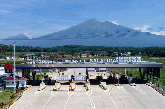 Gerbang tol Salatiga