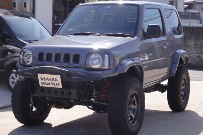 Suzuki Jimny JB23 tampil gagah dengan modifikasi simpel