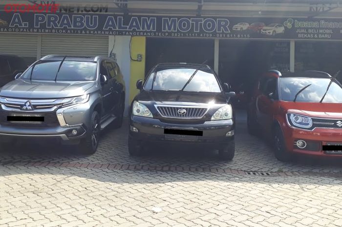 Stok mobil bekas di Prabu Alam Motor, Palem Semi, Tangerang