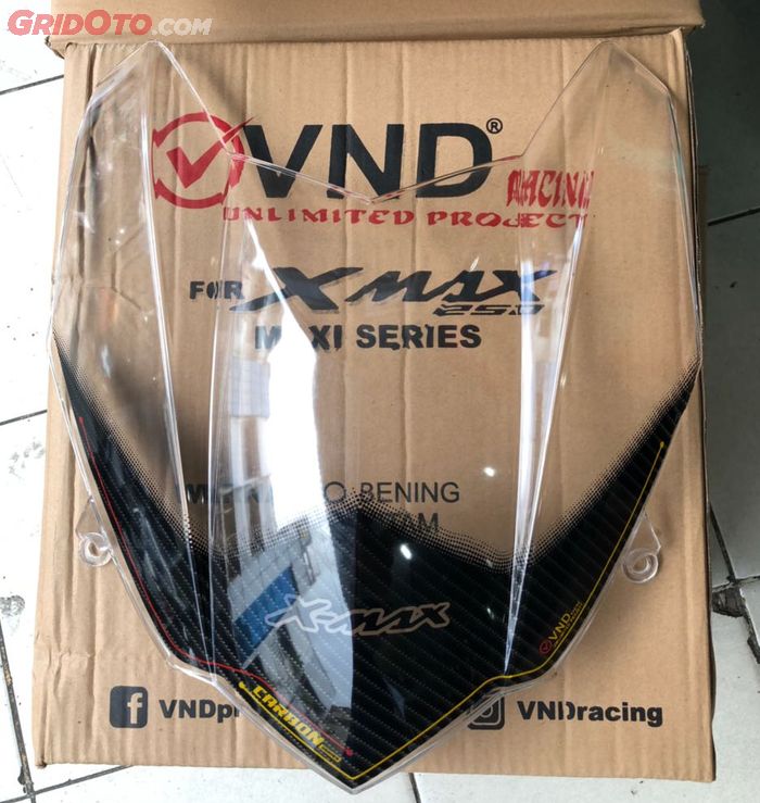 Windshield Yamaha XMAX Motif Carbon VND Racing