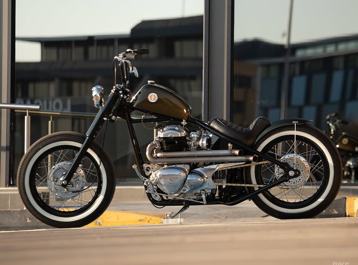 Kaki-kaki cukup simpel