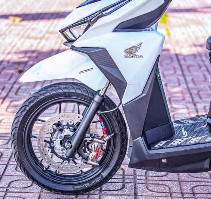 Kaki depannya dapat upgrade pengereman