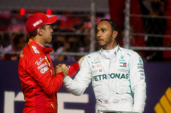 Sebastian Vettel dan Lewis Hamilton di F1 Singapura