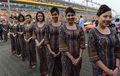 Grid Girl Dilarang, F1 Singapura Tetap Hadirkan Wanita Cantik di Garis Start