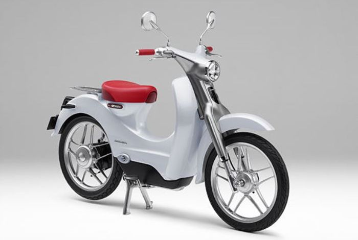 Honda EV Cub Concept yang diperkenalkan di Bangkok Motor Show 2016 bakal jadi basis motor listrik Honda di Indonesia