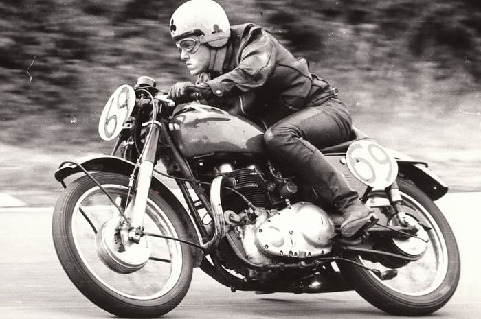 Awal mula kemuculan cafe racer