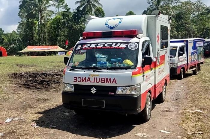 PT Suzuki Indomobil Sales (SIS) serahkan bantuan ke korban bencana erupsi Gunung Semeru, Jawa Timur