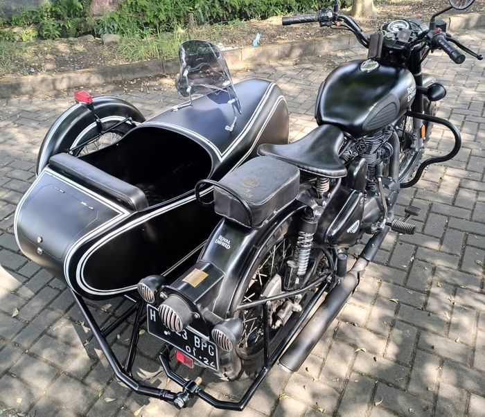 Rangka sespan terpasang kekar pada Royal Enfield Classic RE500