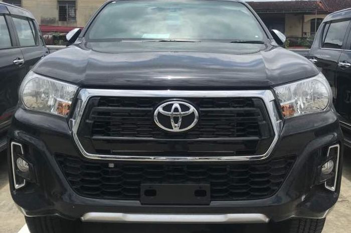 Tampanng Hilux facelift terinspirasi Tacoma