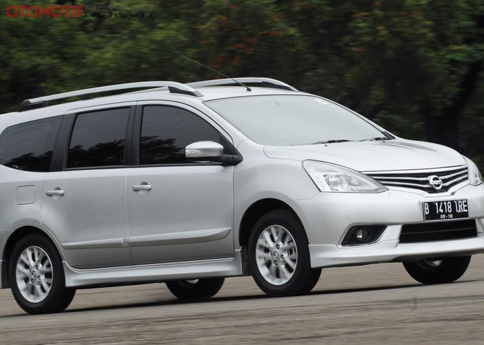 Nissan Grand Livina Bekas Banyak Diincar First Buyer Ini Fakta