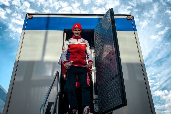 Francesco Bagnaia naik kelas MotoGP tapi tak memakai nomor start sama saat di Moto2