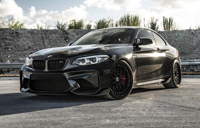 BMW M2 ini hasil garapan rumah modifikasi bernama WheelsBoutique